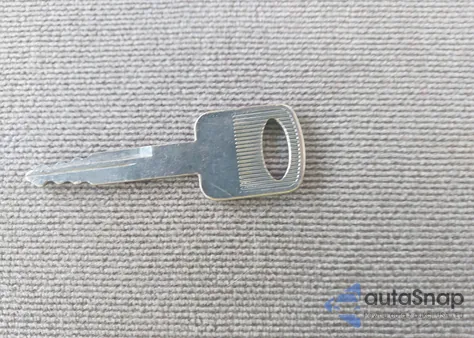 1998 Ford F-150 Lariat/Standard/Xl/Xlt from USA, damaged, VIN 1FTRX18L3WNC33728